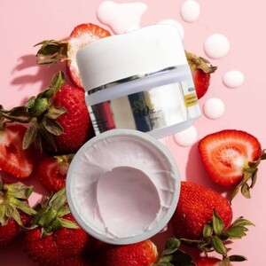 CEK BPOM Day Cream Glowing Strawberry